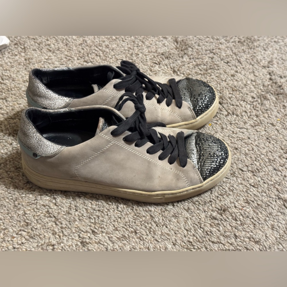 Crime  London Women's Sneakers in Black and Gray